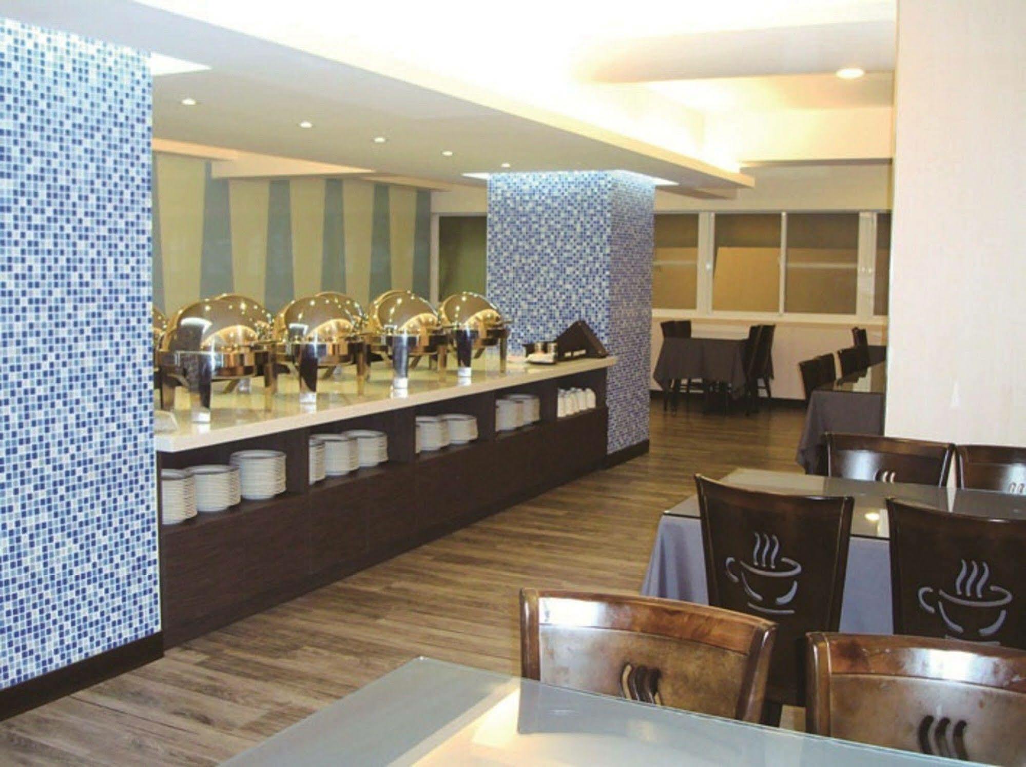 Fish Hotel Kaohsiung Exterior foto